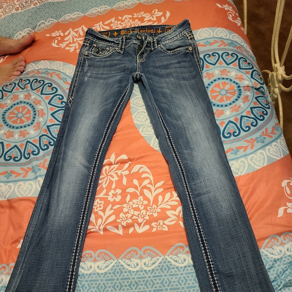 Like New Rock Revival Straight Jeans